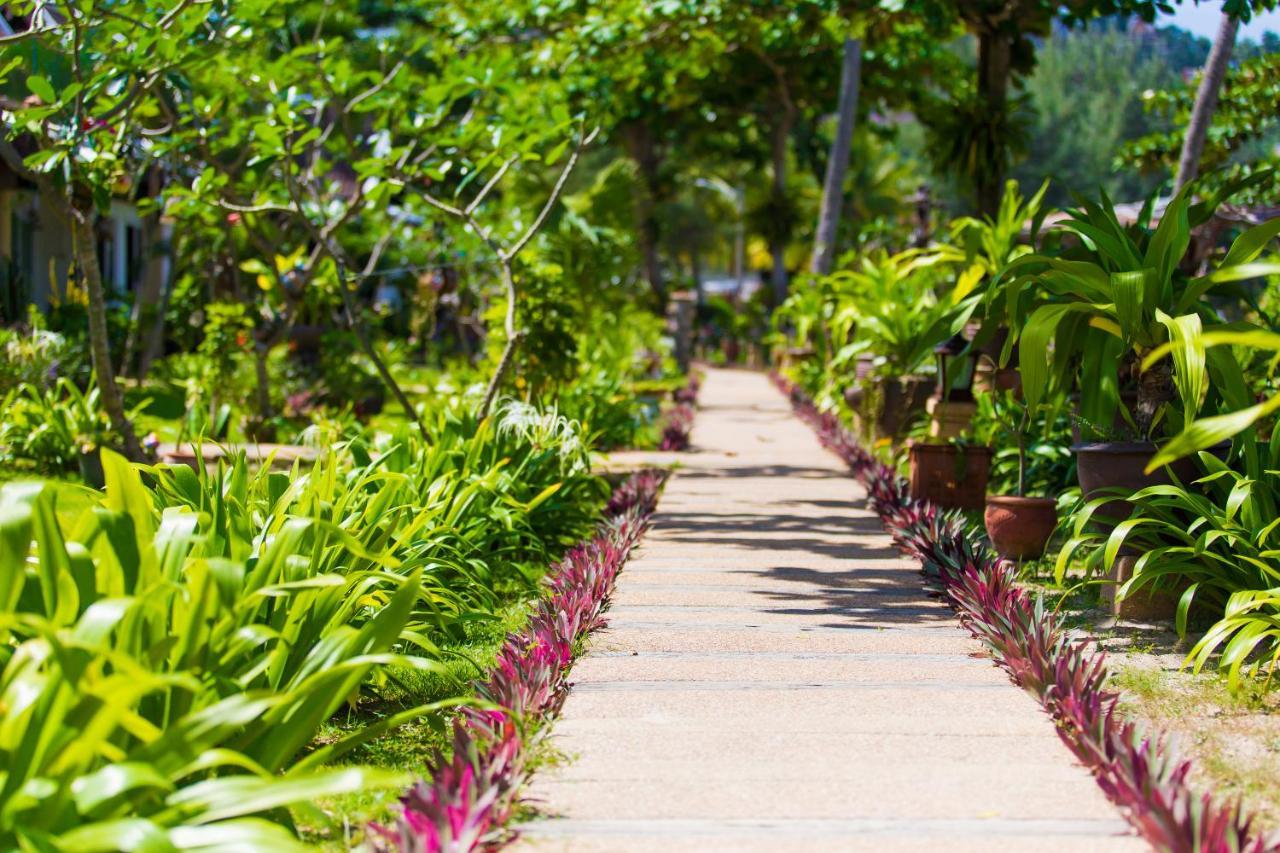 Andaman Bangtao Bay Resort Phuket Exterior foto